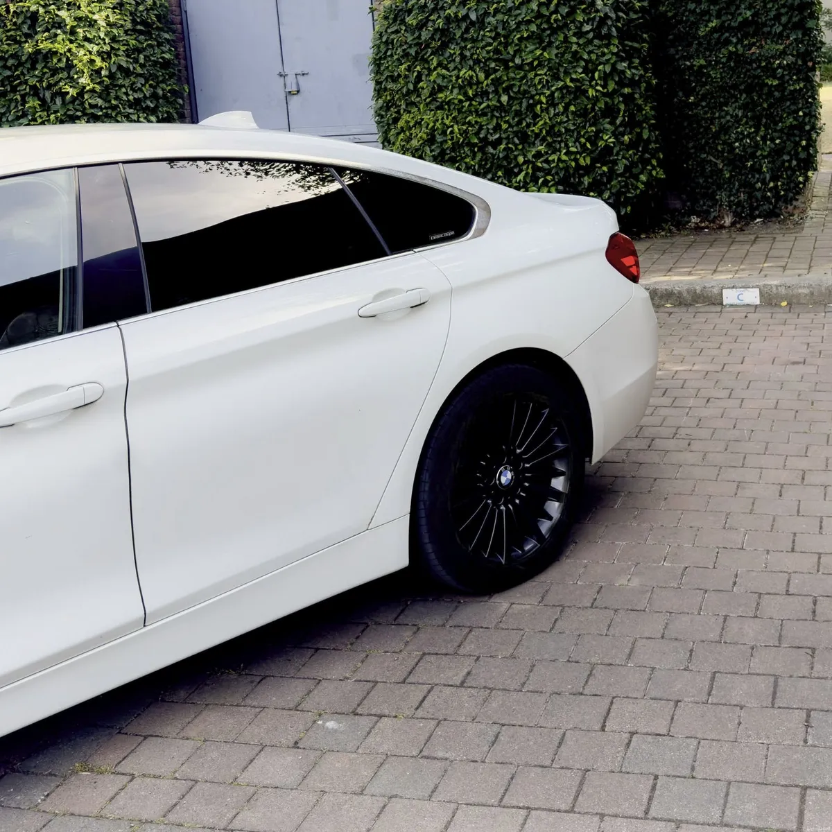 BMW 4-Series 2016 - Image 2