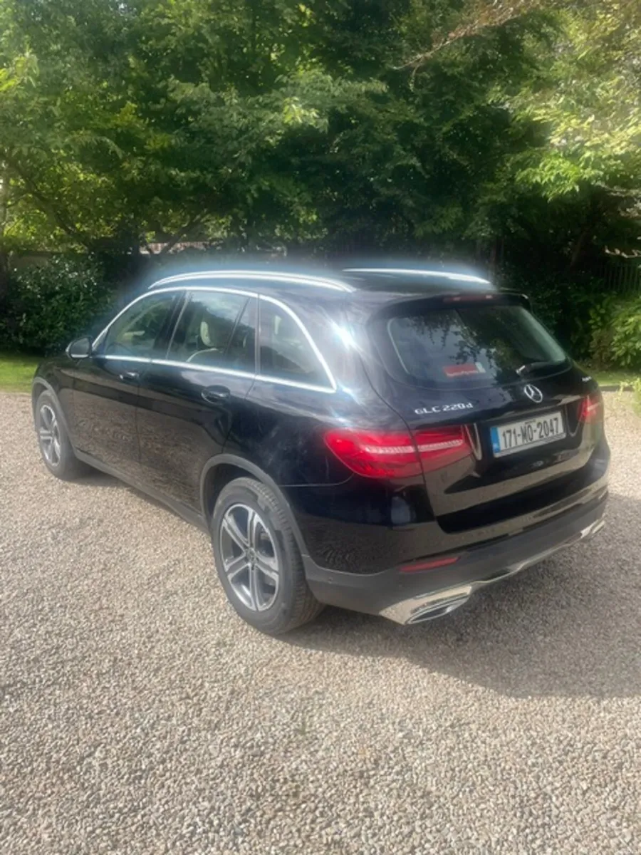 Mercedes-Benz GLC 2017 - Image 3