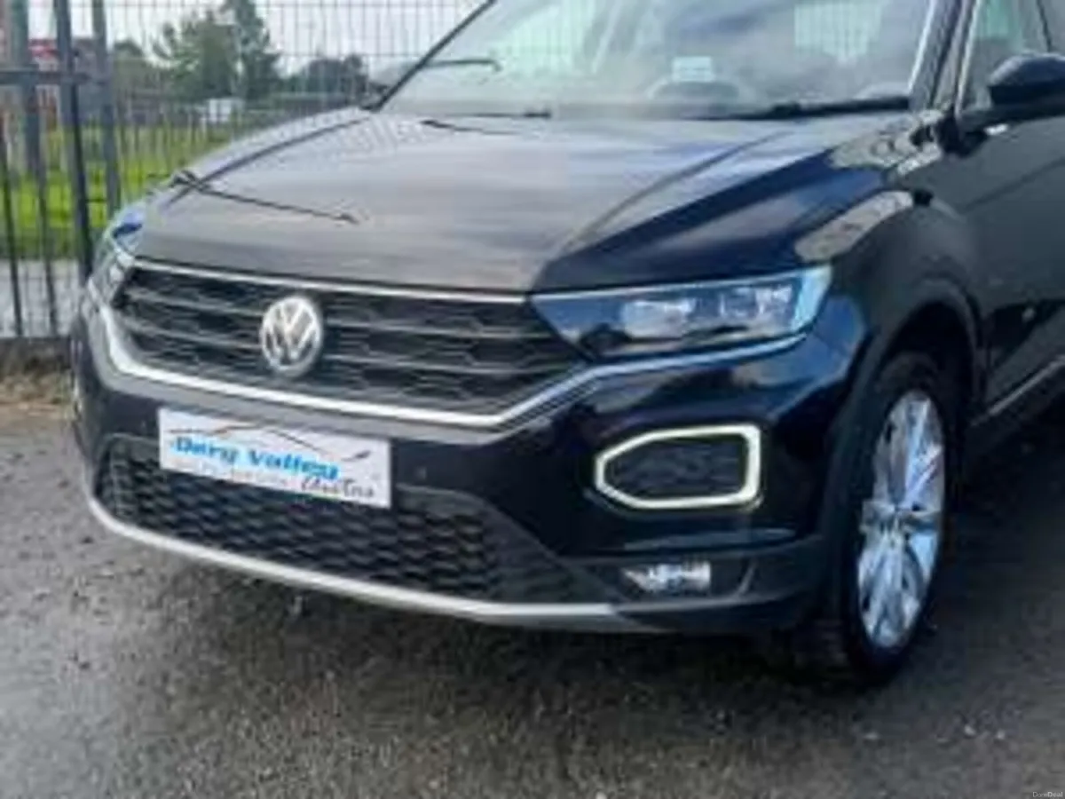 VOLKSWAGEN T-ROC 1.6 T-Roc SEL TDI 5dr - Image 6