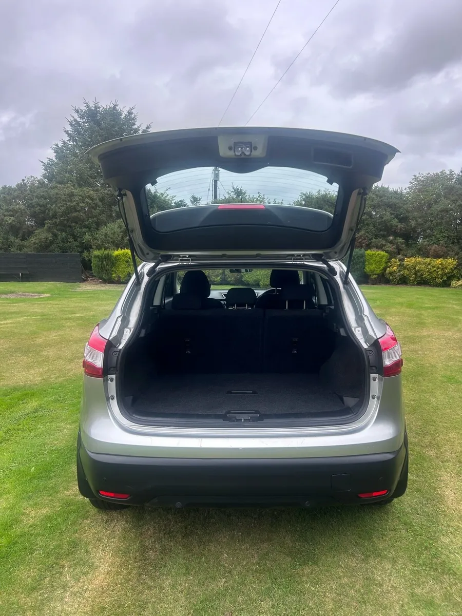 2014 Nissan Qashqai 1.5dsl SV - Image 6