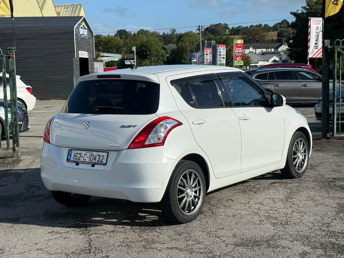Suzuki Swift 1.2 Petrol Automatic - Image 6