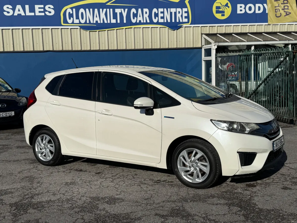 Honda Fit Self Charging Hyrid - Image 5
