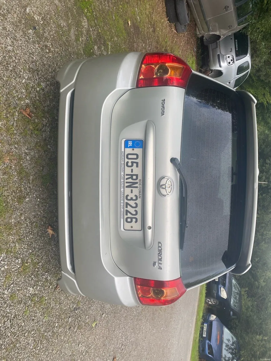Toyota Corolla - Image 6