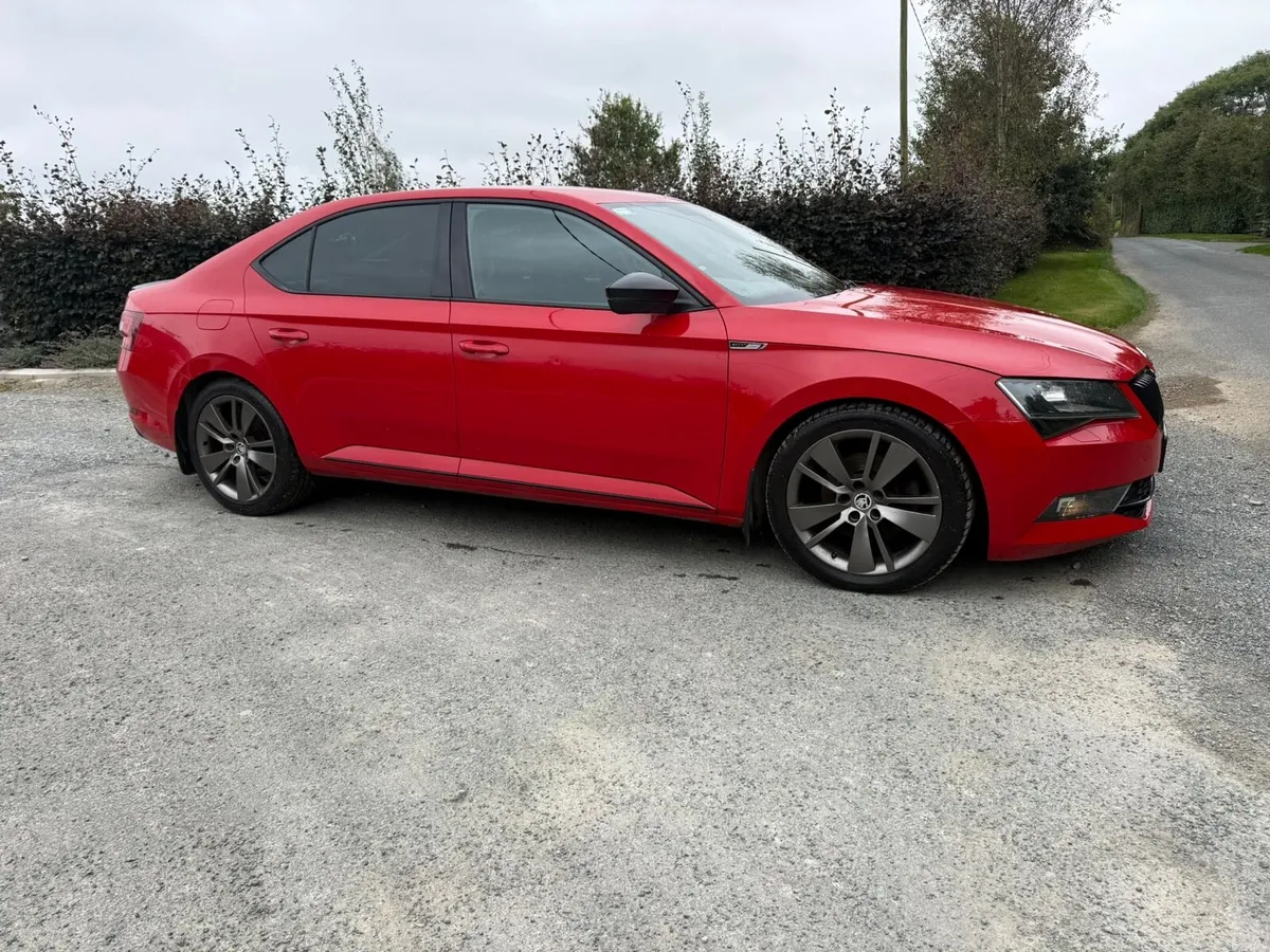 Skoda superb sportline 2017 - Image 3