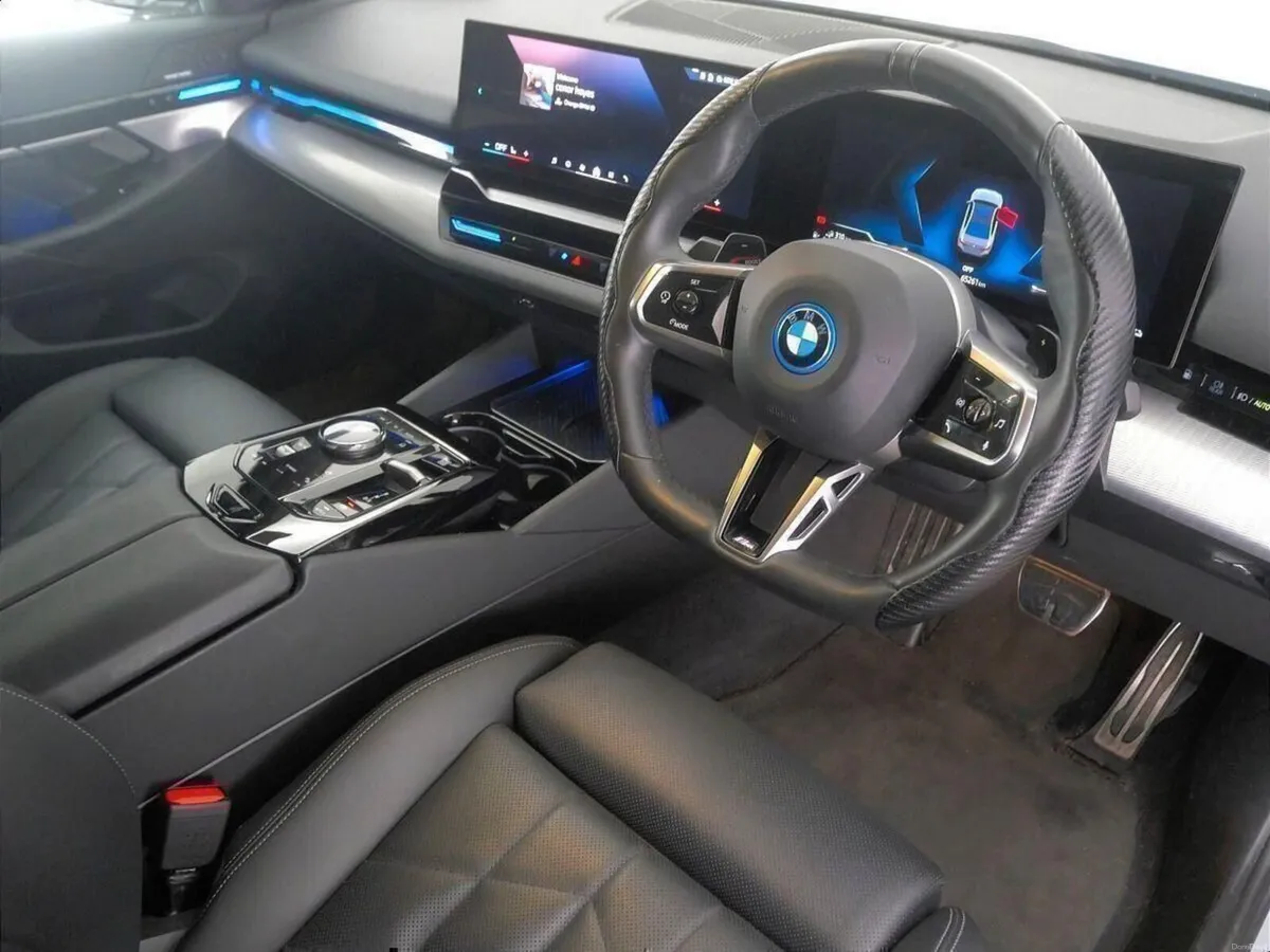 BMW 5-Series 530e M Sport Pro Saloon - Image 6