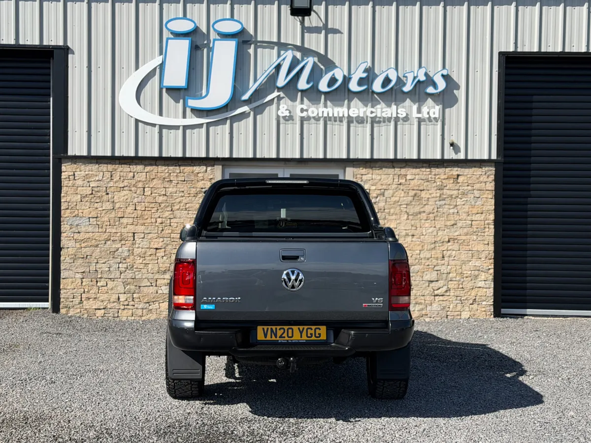 20 VOLKSWAGEN AMAROK 3.0 V6 TDI BLACK ED - Image 6