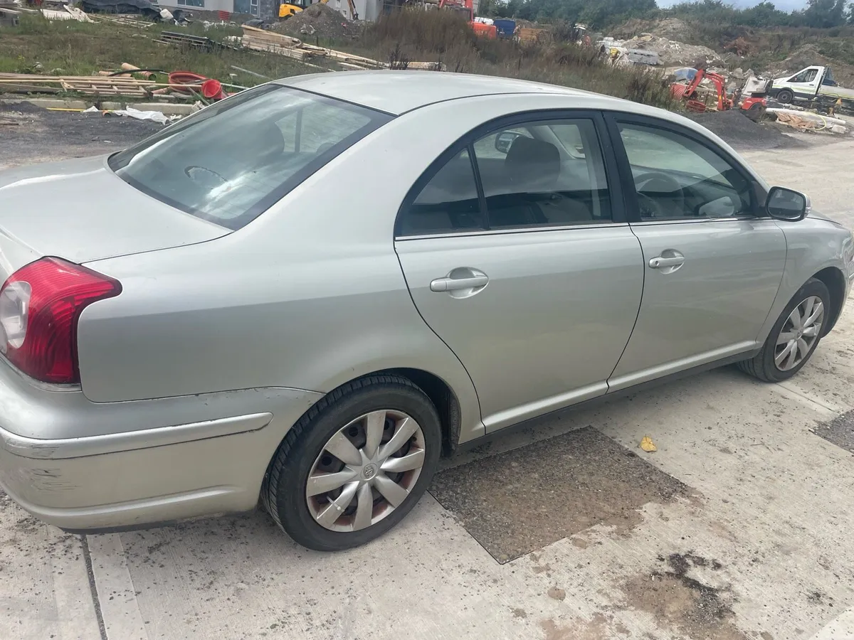 Toyota avensis - Image 1