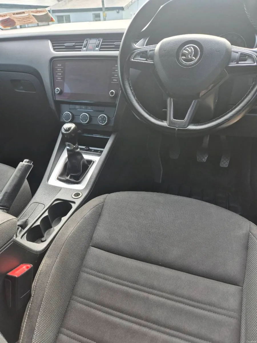 2017 Skoda Octavia 1.6 tdi - Image 4