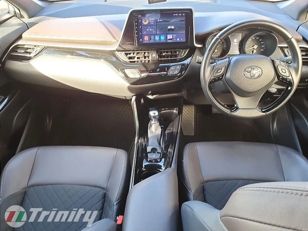 Toyota C-HR ** Z HYBRID ** STUNNING SPEC ** TRINIT - Image 2