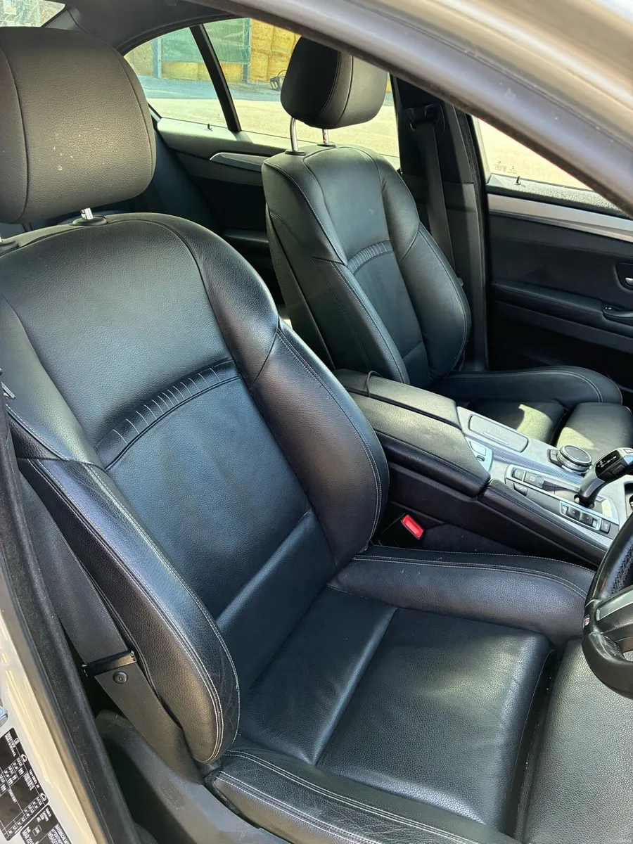 Car - Image 6
