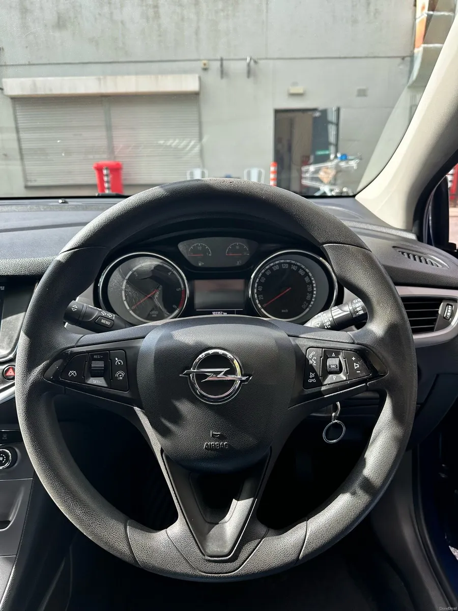 2016 Opel Astra – High Spec – 103,000 KM - Image 4