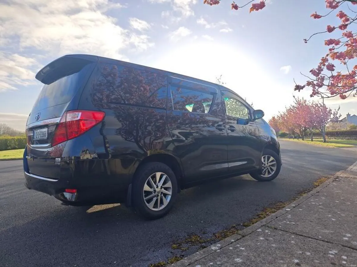 2012 Toyota Alphard 2.4 Hybrid 4WD - Image 5