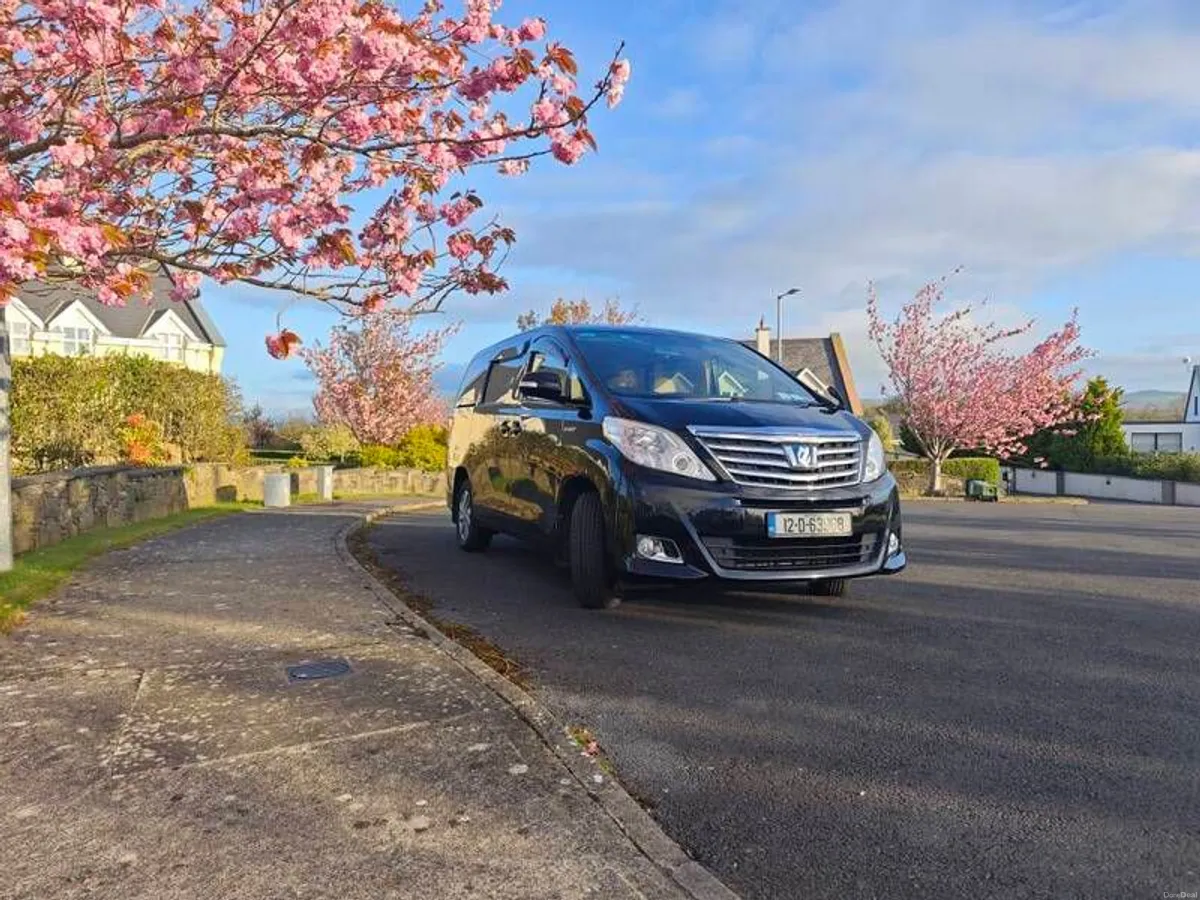 2012 Toyota Alphard 2.4 Hybrid 4WD - Image 3