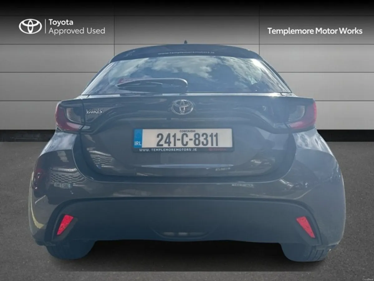 Toyota Yaris YARIS 1.5 LUNA - Image 4
