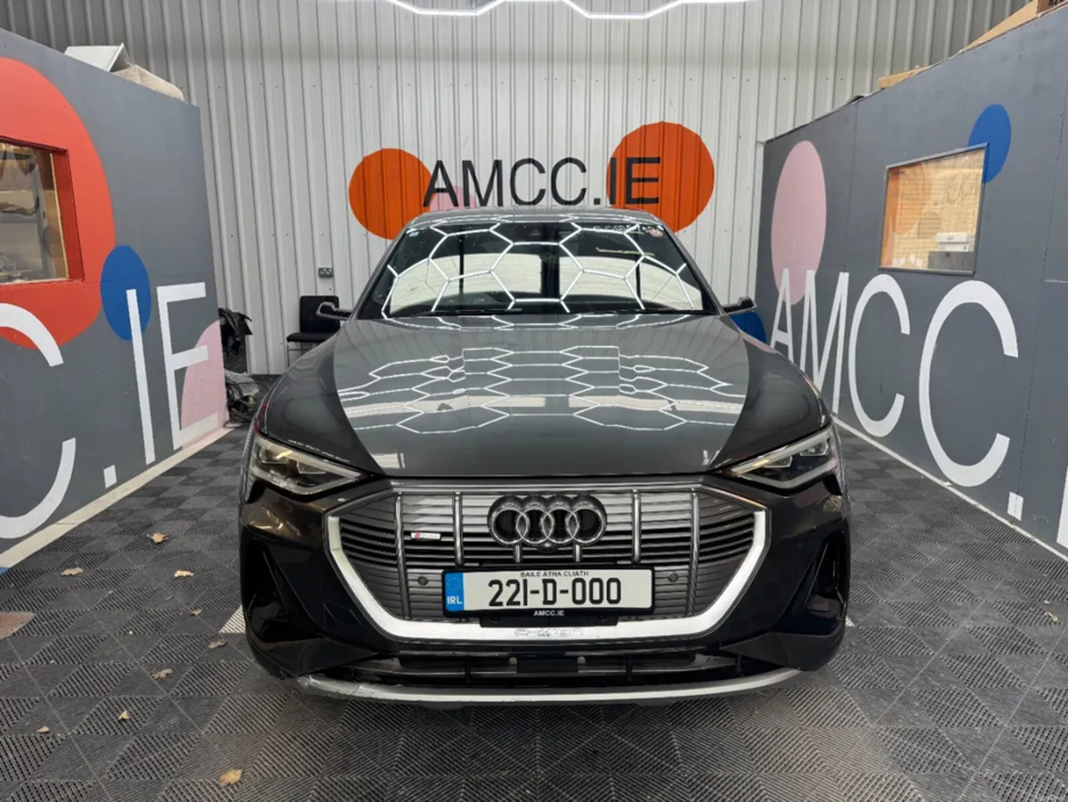 Audi e-tron 2022 AUDI E-TRON SPORTBACK 4WD QUATTRO - Image 2