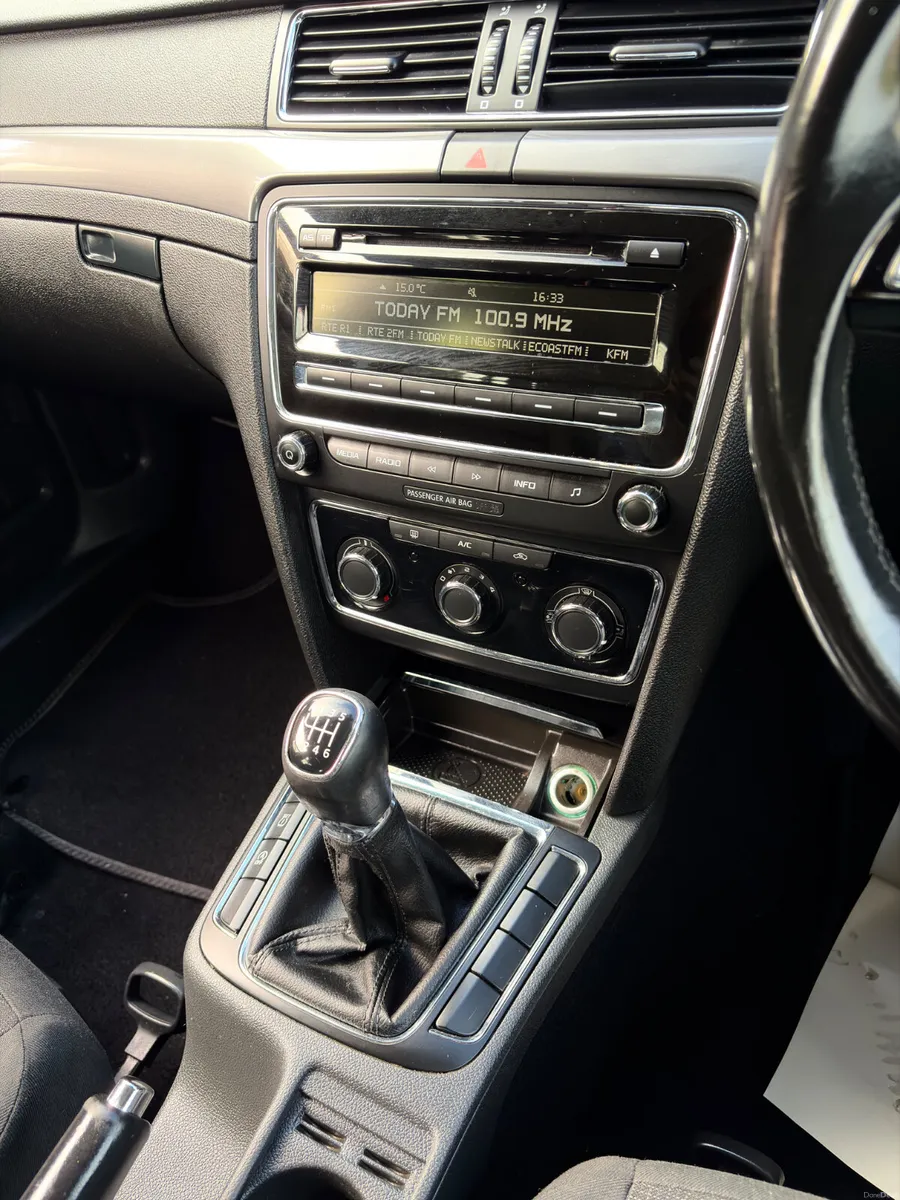 Skoda Superb 2015 1.6 TDI new nct 8/27 - Image 4