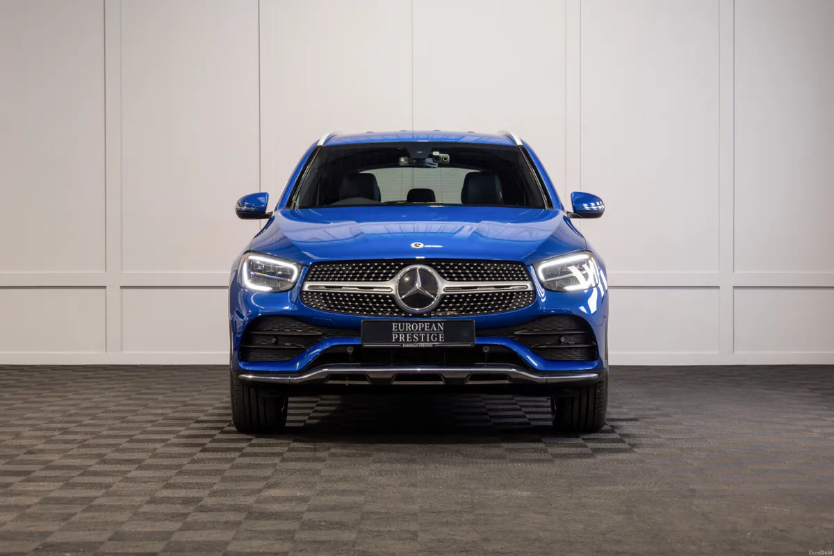 2022 Mercedes-Benz GLC 300de AMG Line Premium - Image 2