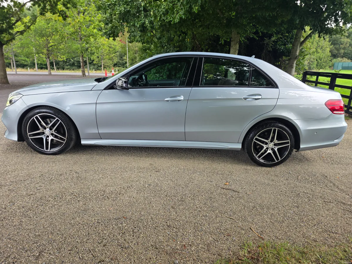 2015 MERCEDES BENZ E-CLASS AMG NIGHT EDITION - Image 4