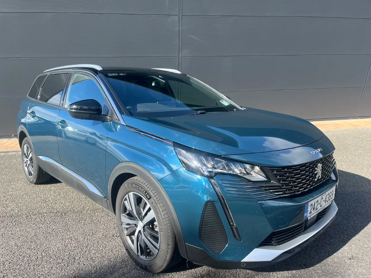 Peugeot 5008 2024 - Image 1