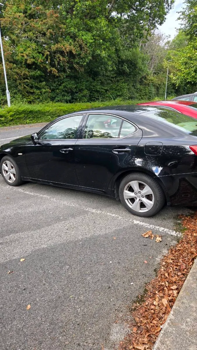 Lexus IS220D - Image 1