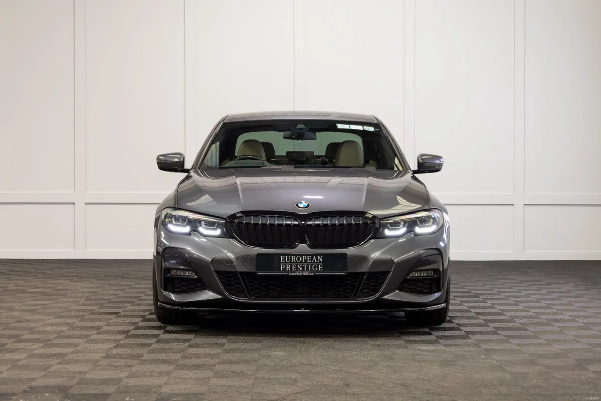 2021 BMW 3-Series 330d M-Sport - Image 2