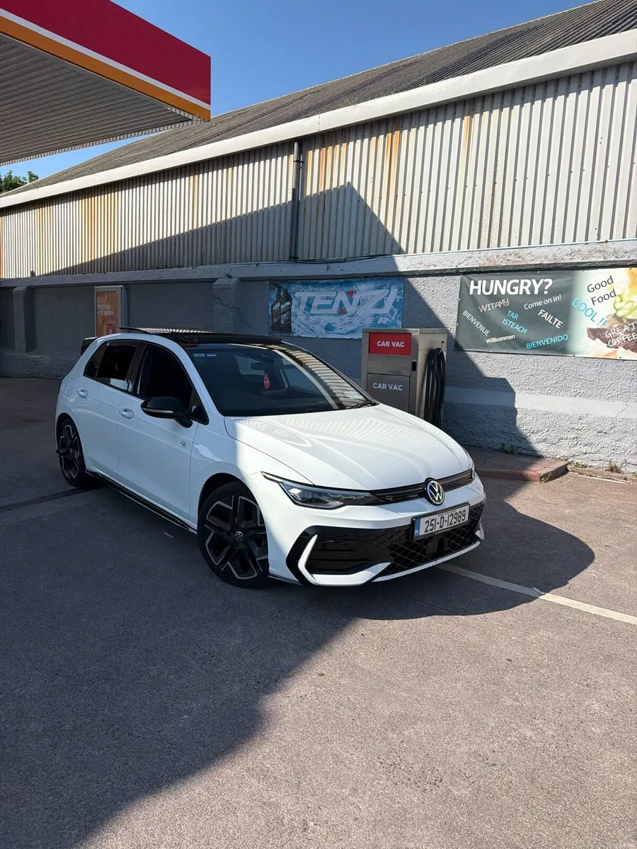 Volkswagen Golf - Image 4