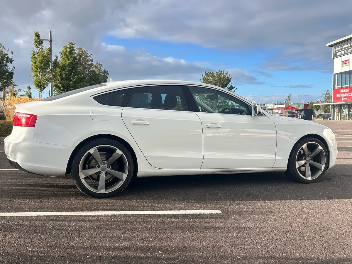 Audi A5 2013 - Image 2