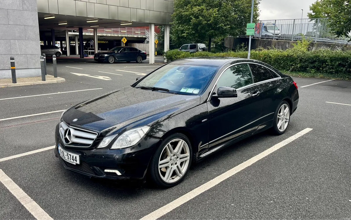 2011 Mercedes-Benz E250 Coupe AMG (NCT&TAX) - Image 2
