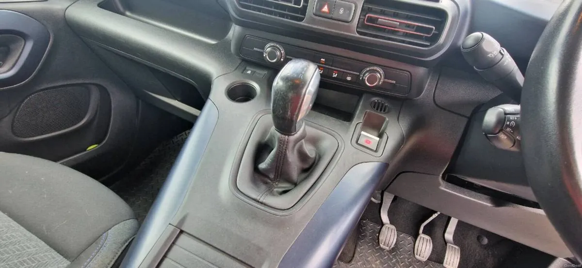 Peugeot Rifter Allure 2019 1.5 Diesel - Image 4