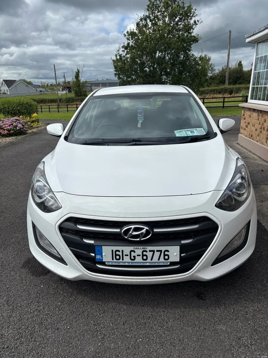 Car - Image 1