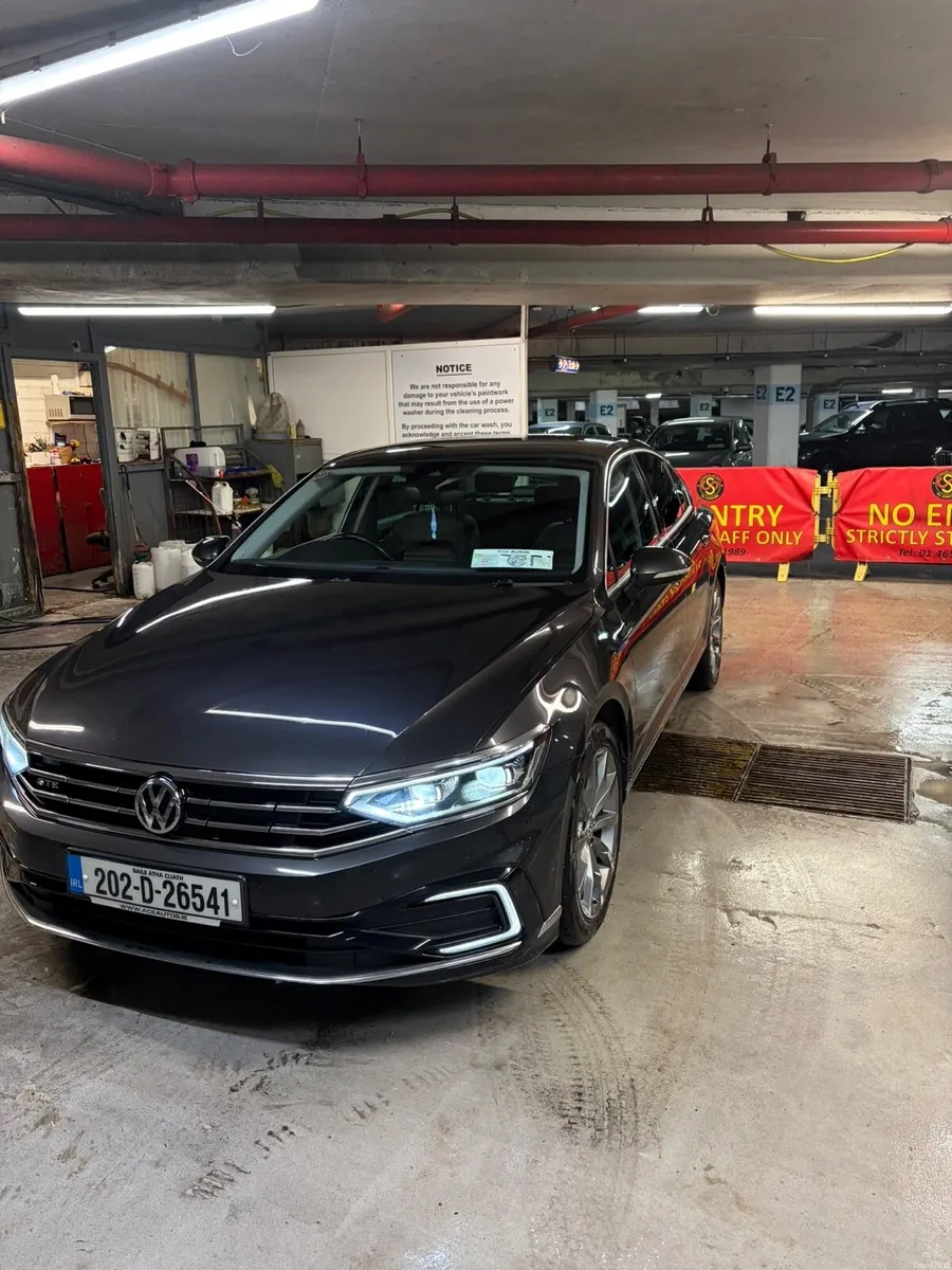 Car - Image 4