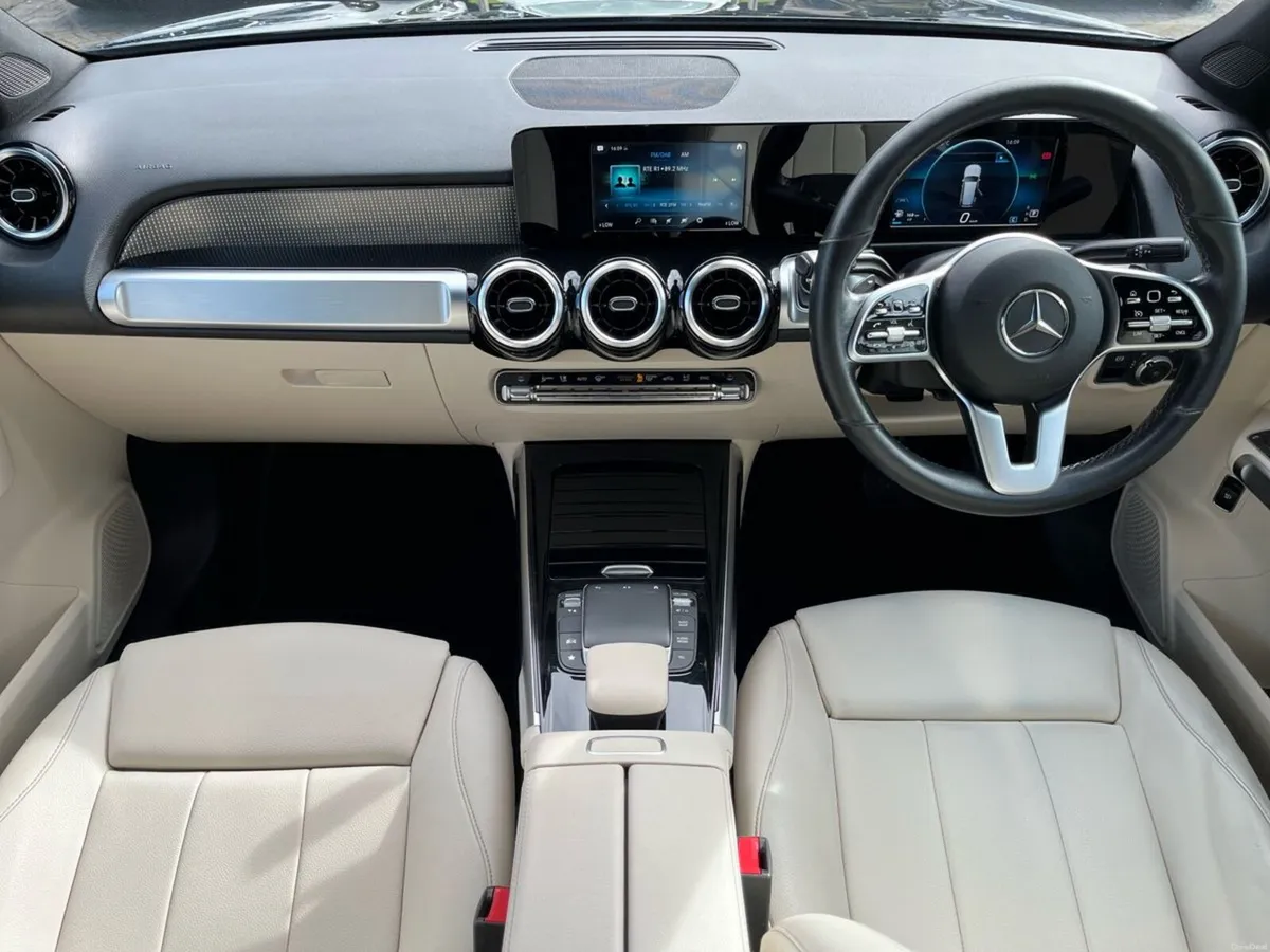 Mercedes-Benz GLB 180D Progressive Line 7 Seat SUV - Image 2