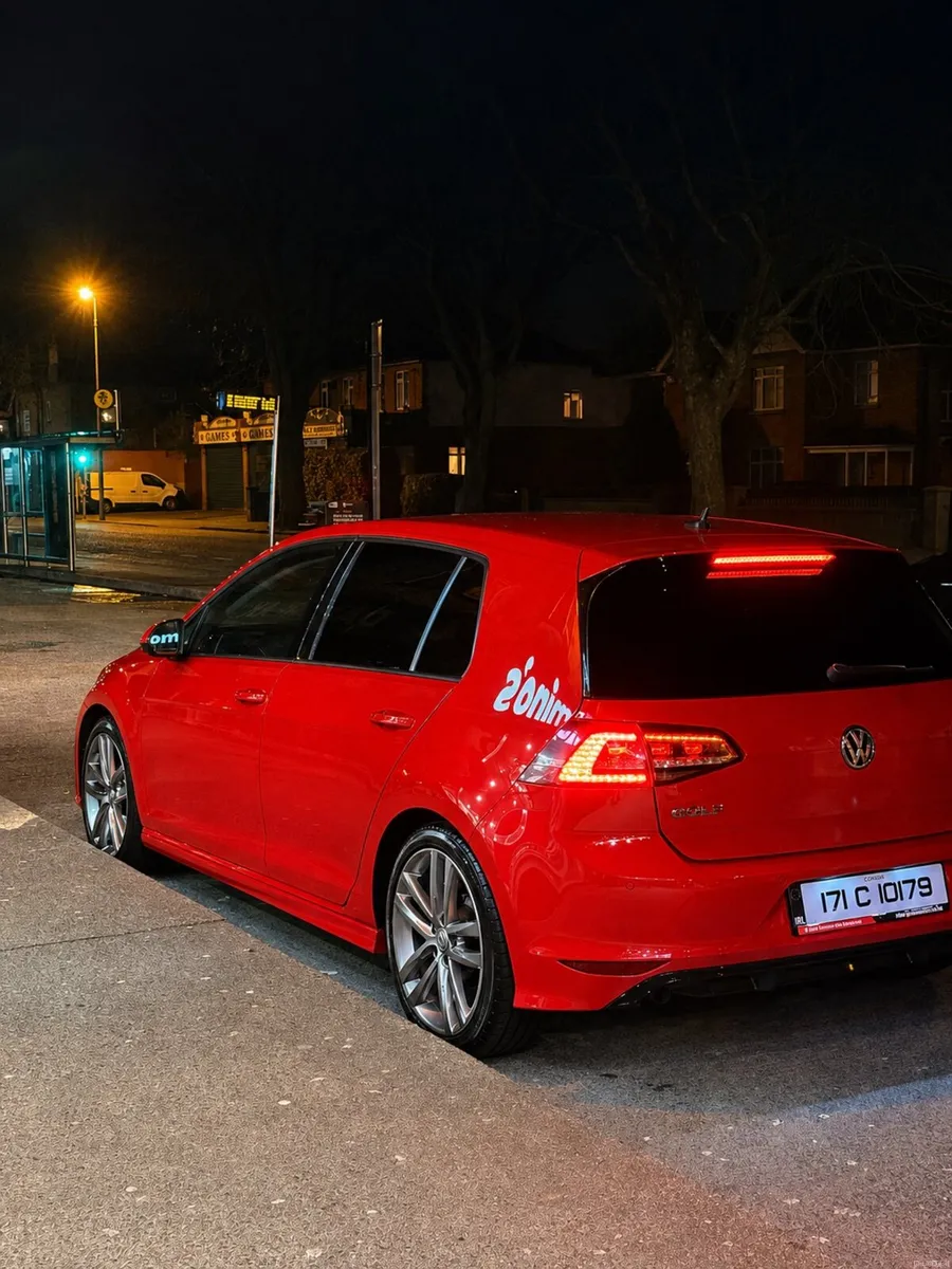 2017 VW R-Line Golf - Image 6