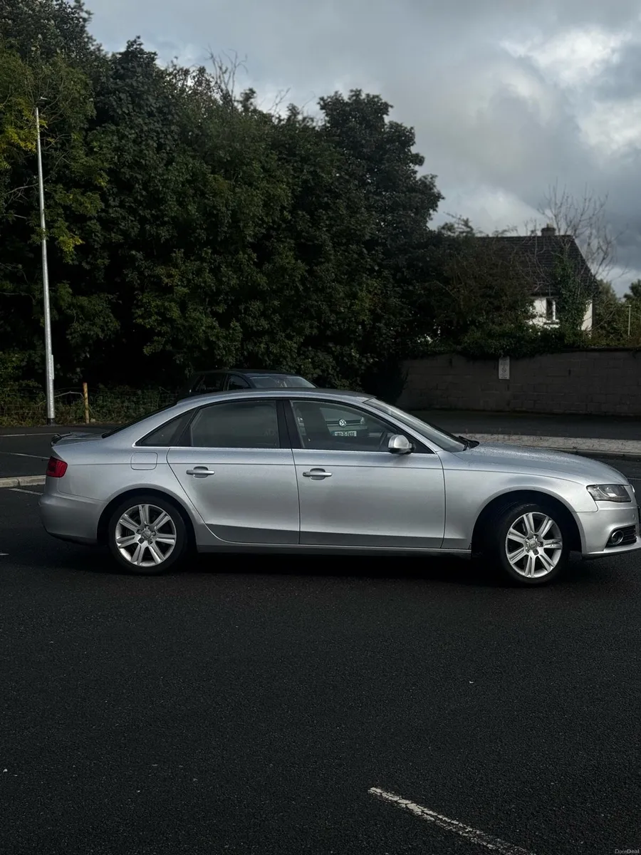 Audi A4 B8 Black Edition - Image 3