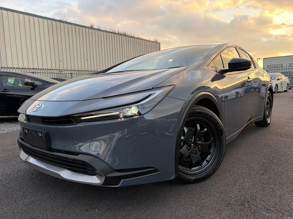 2024 TOYOTA PRIUS HYBRID AUTO - Image 2