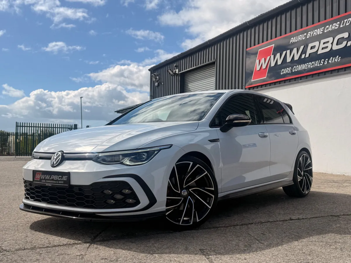 Volkswagen Golf 2.0GTD DSG 2022 - Image 1