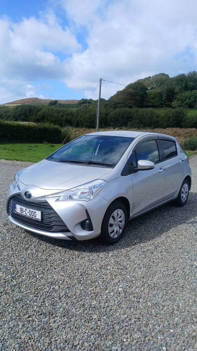 TOYOTA VITZ 1.0 AUTO. - Image 2