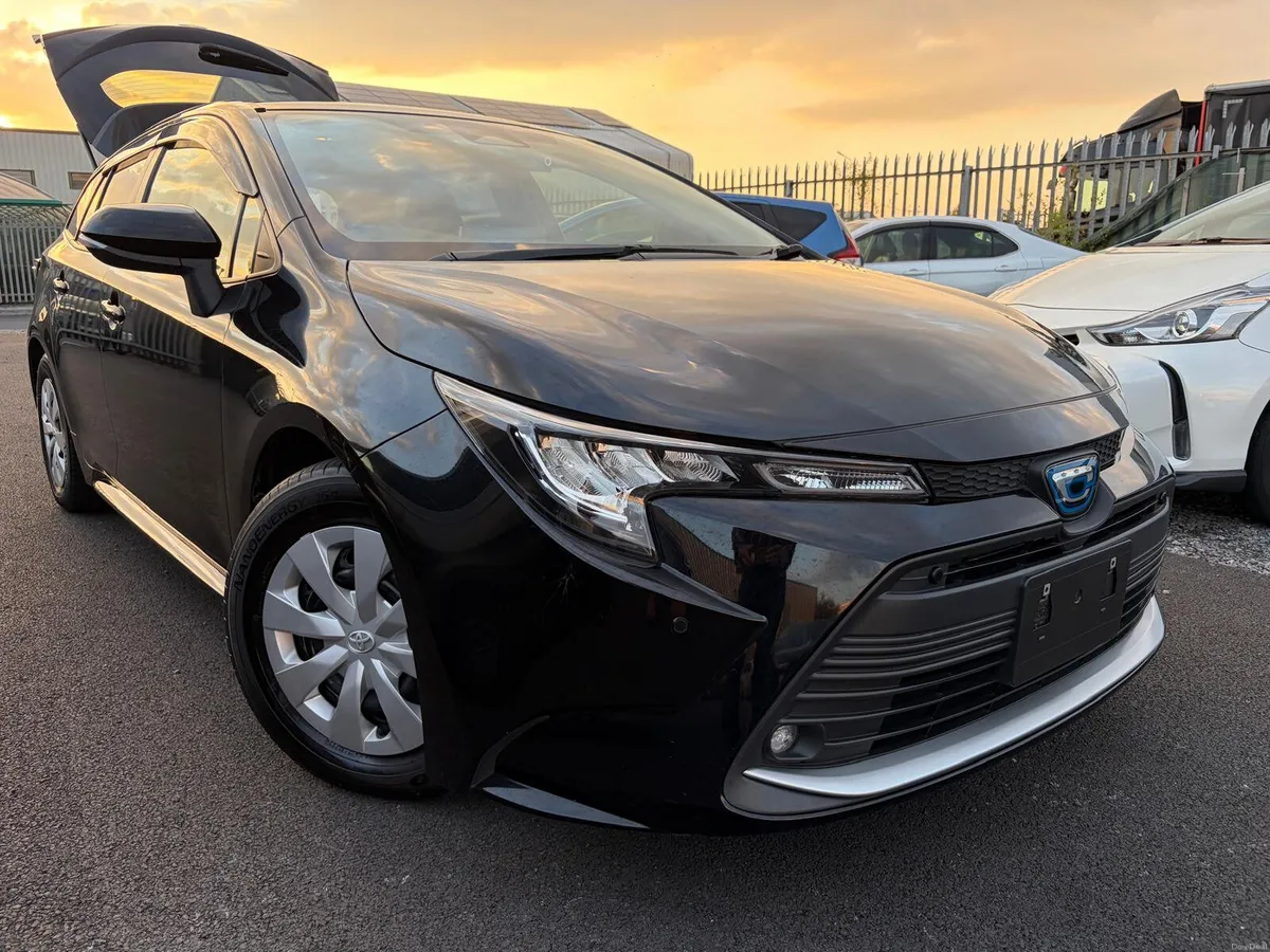 2023 TOYOTA COROLLA ESTATE TOURER AUTOMATIC - Image 2