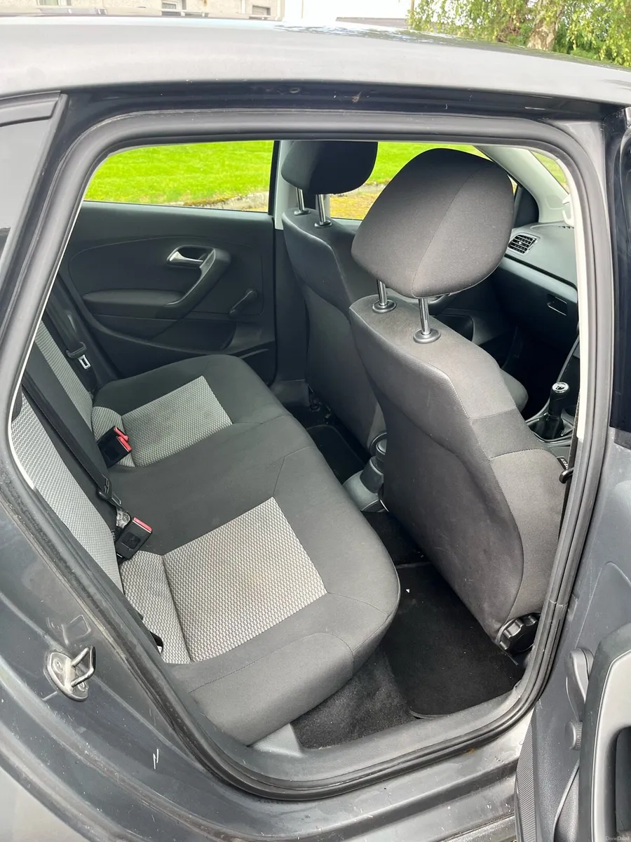 2011 Polo - Image 3