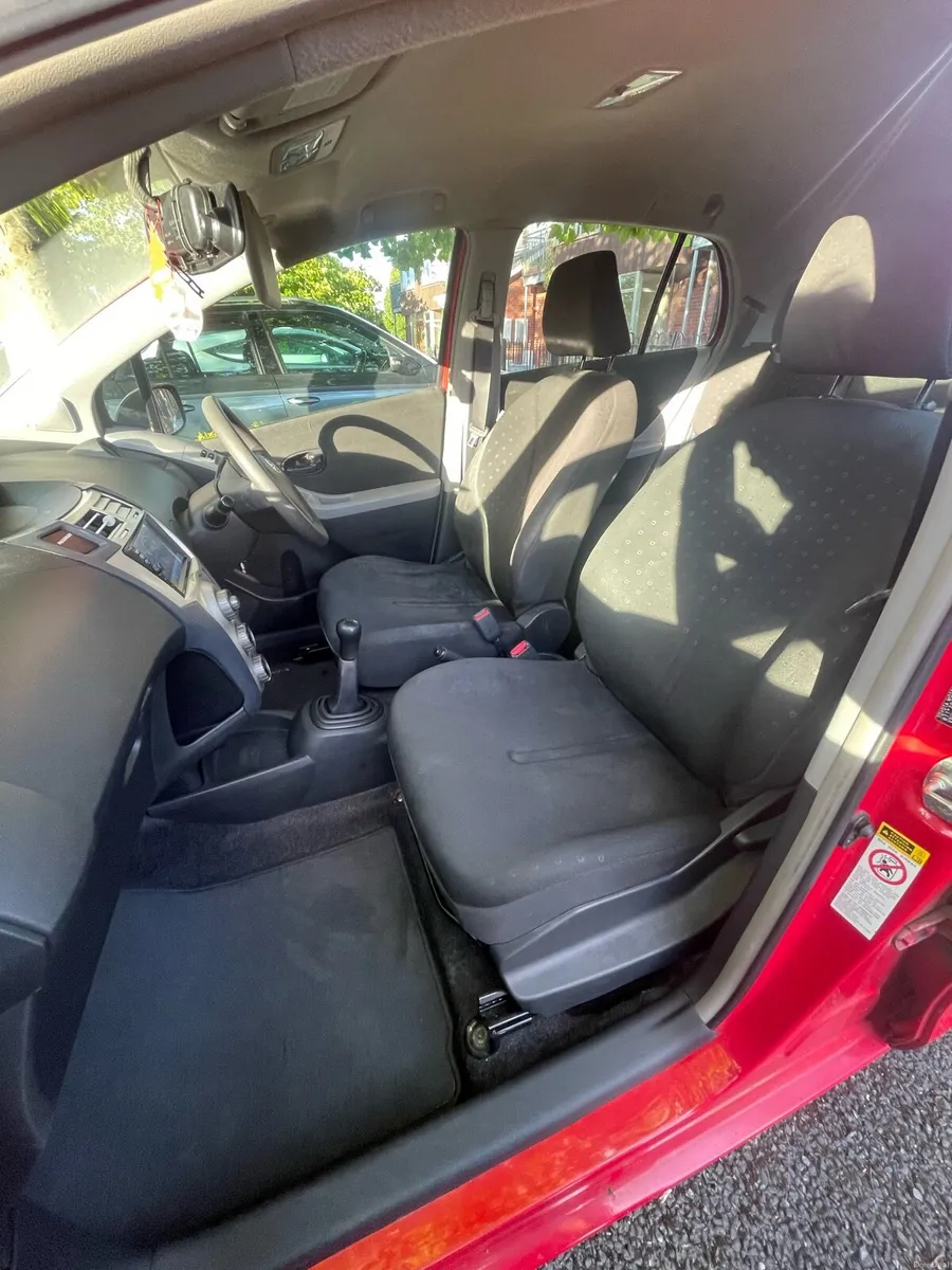 Toyota Yaris NG 1.0L TERRA 5DR - Image 4