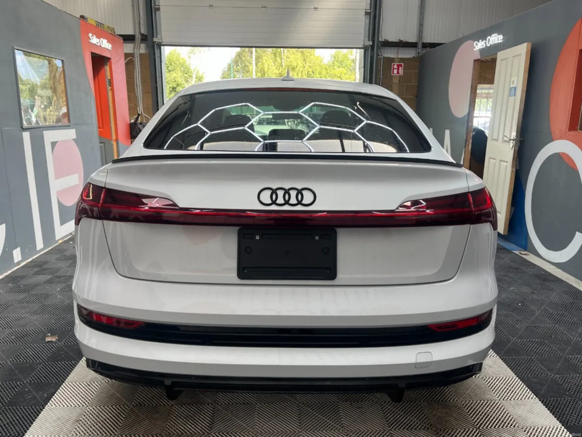 Audi e-tron 2022 AUDI E-TRON SPORTBACK 4WD AUTOMAT - Image 4