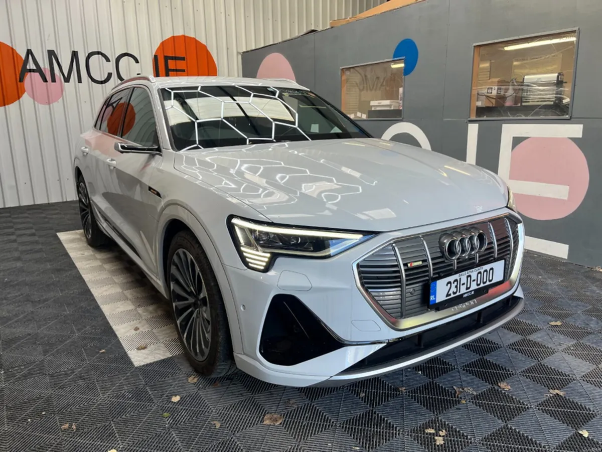 Audi e-tron 2023 AUDI E-TRON 4wd QUATTRO S LINE AU - Image 1