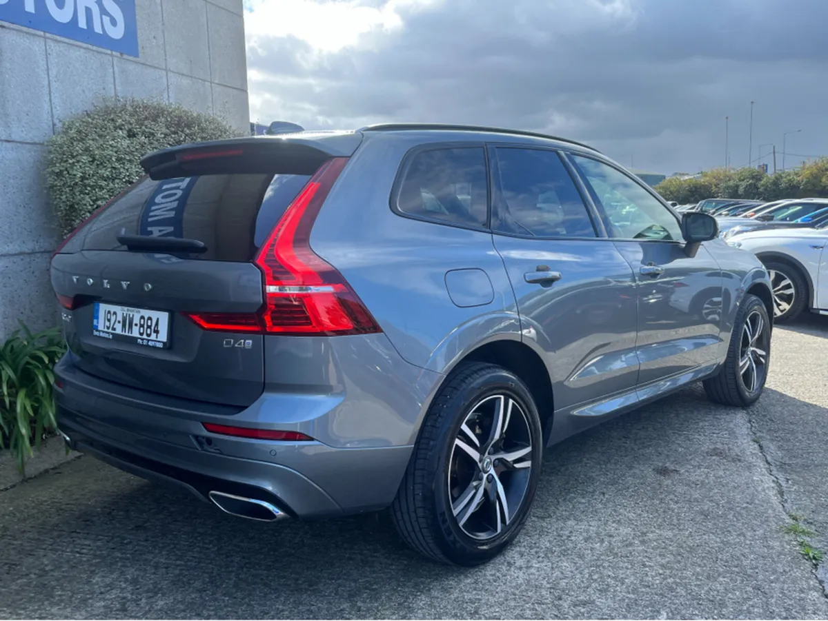 Volvo XC60 D4 R-DESIGN AUTOMATIC 2.0 DIESEL //HALF - Image 4