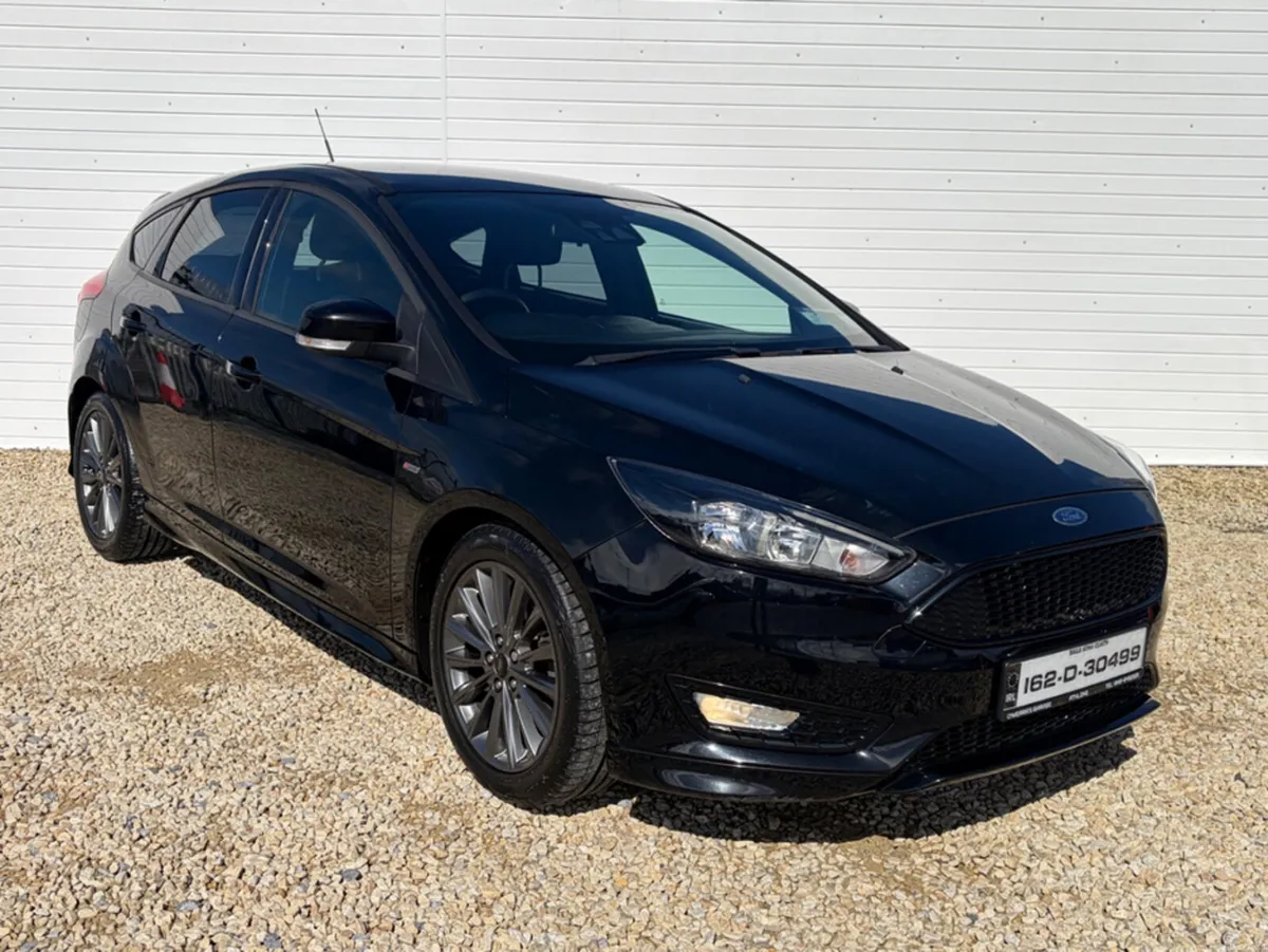 Ford Focus 1.0 ST-LINE ECOBOOST 125 125PS 5DR AUTO - Image 6