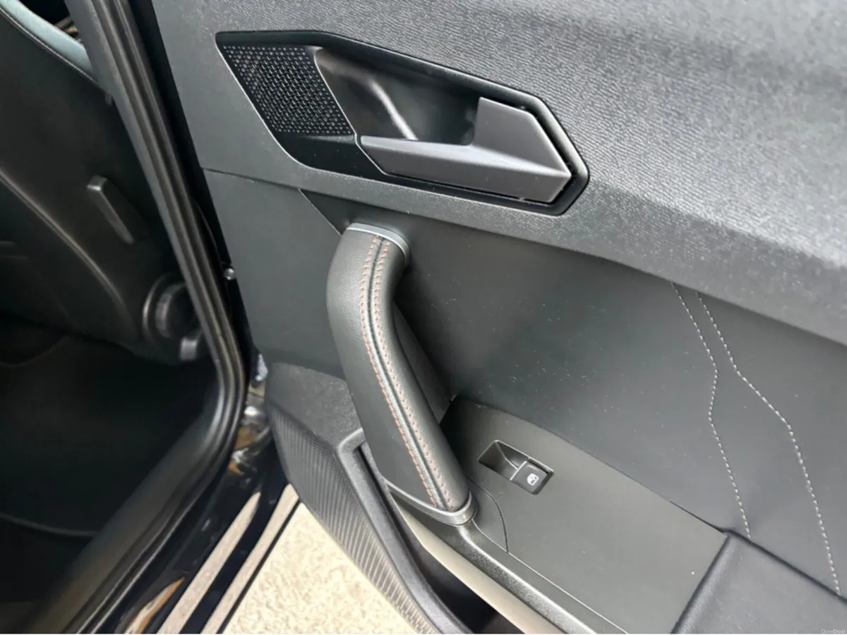 Cupra Formentor E-HYB E-HYBRID 2 204BHP DSG 5DR AU - Image 6