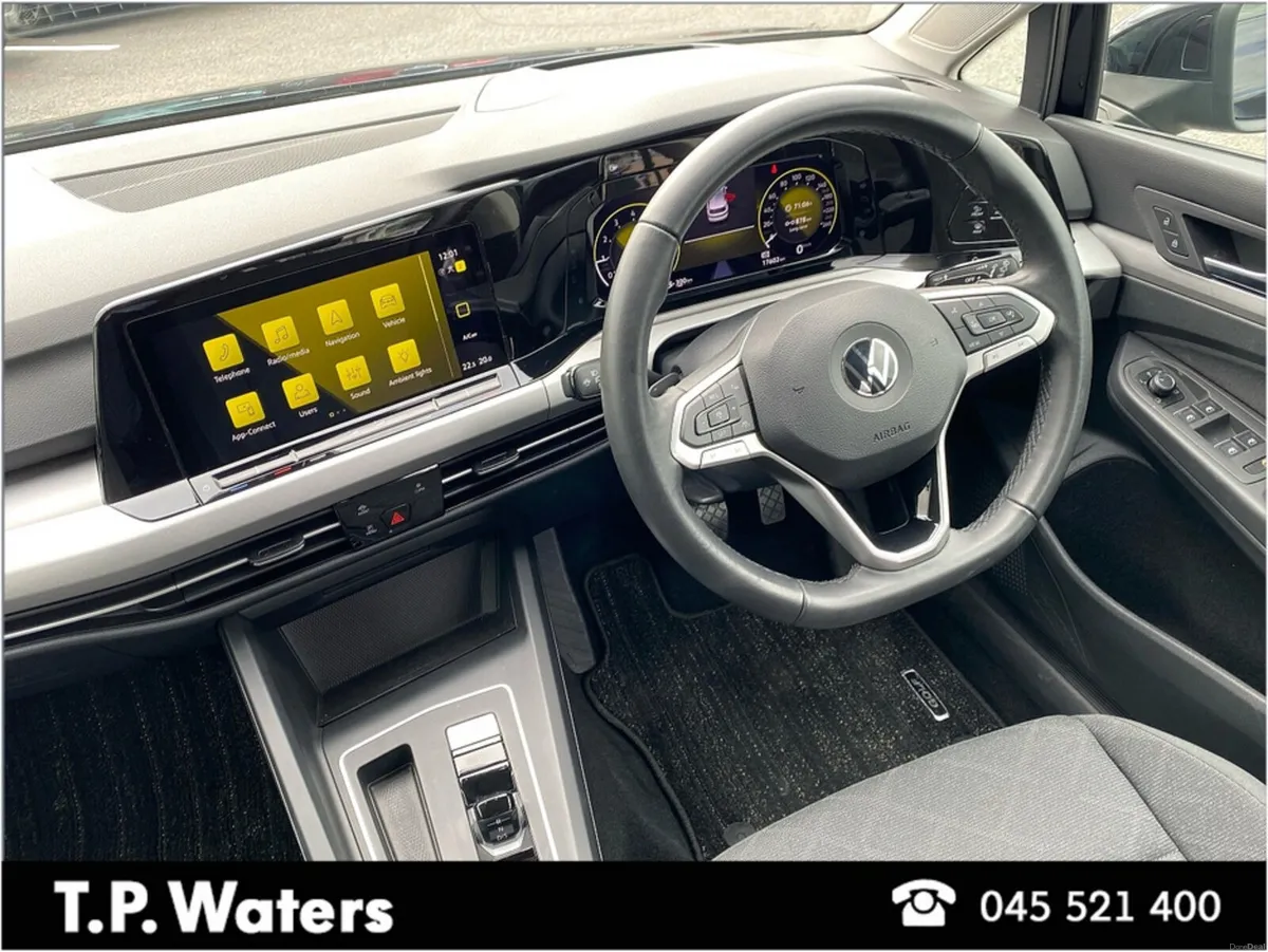 Volkswagen Golf 1.0 E-TSI - REVERSING CAMERA - SAM - Image 2