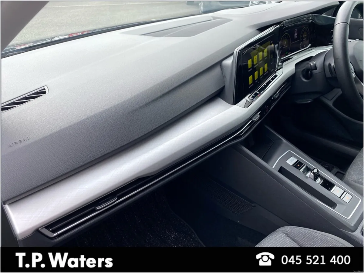 Volkswagen Golf 1.0 E-TSI - REVERSING CAMERA - SAM - Image 6
