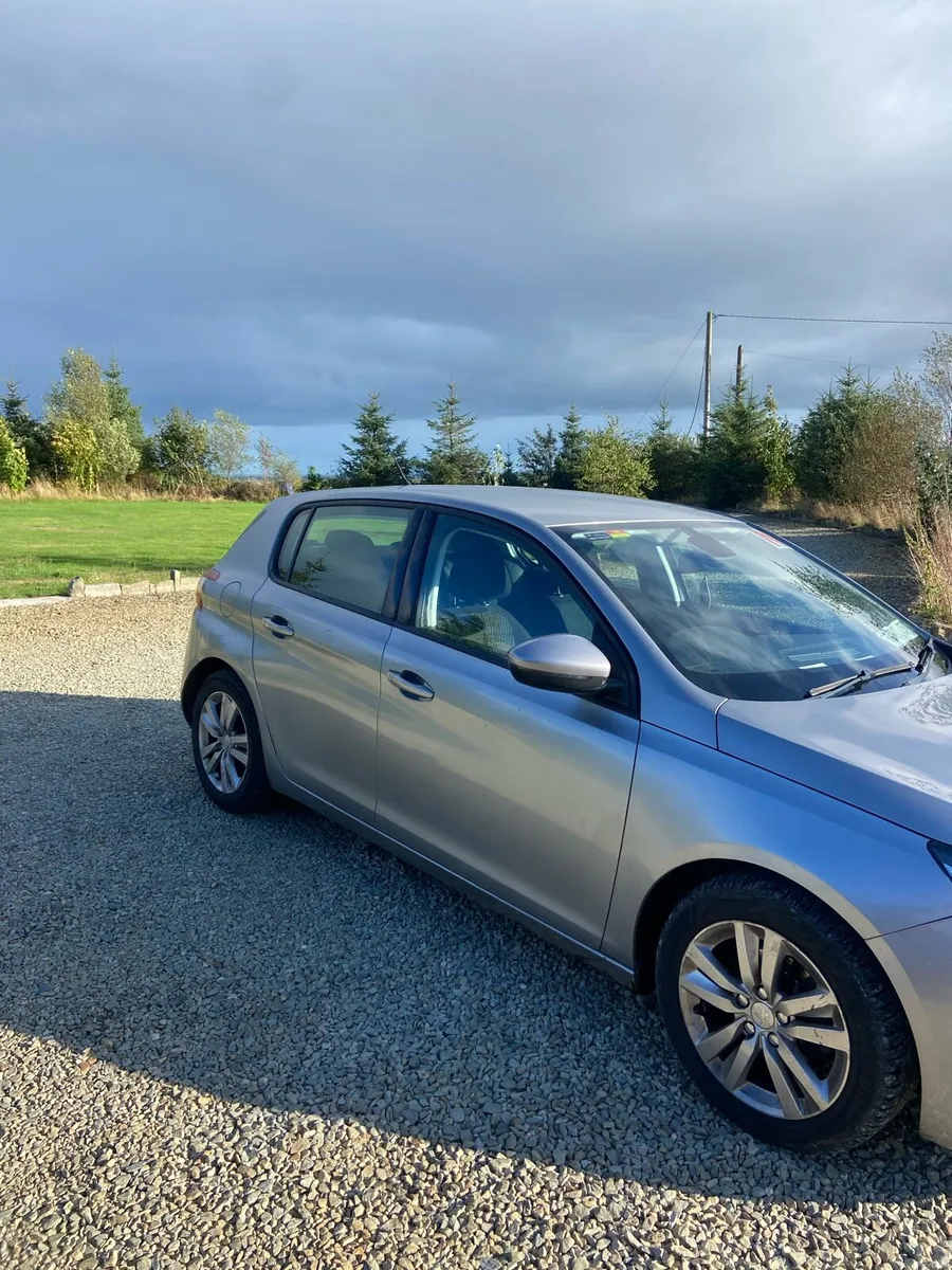 Peugeot 308 - Image 3