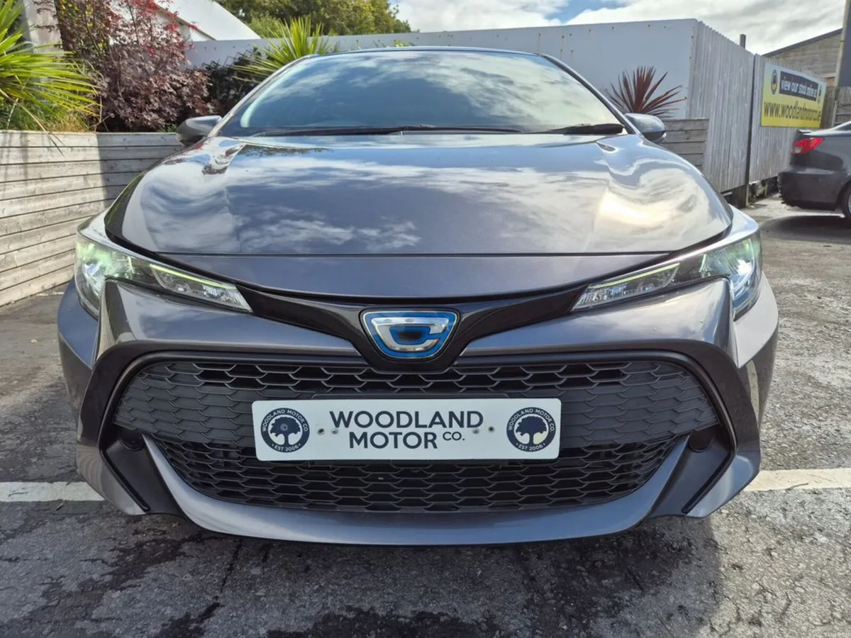 Toyota Corolla 1.8 HYBRID X SPEC / TAX €150 - Image 4