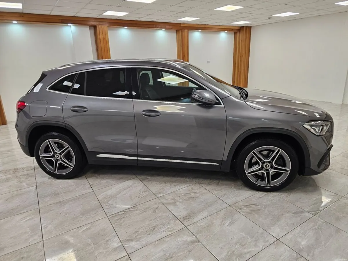 Mercedes-Benz GLA 250 Exclusive Edition E 5DR AU - Image 6